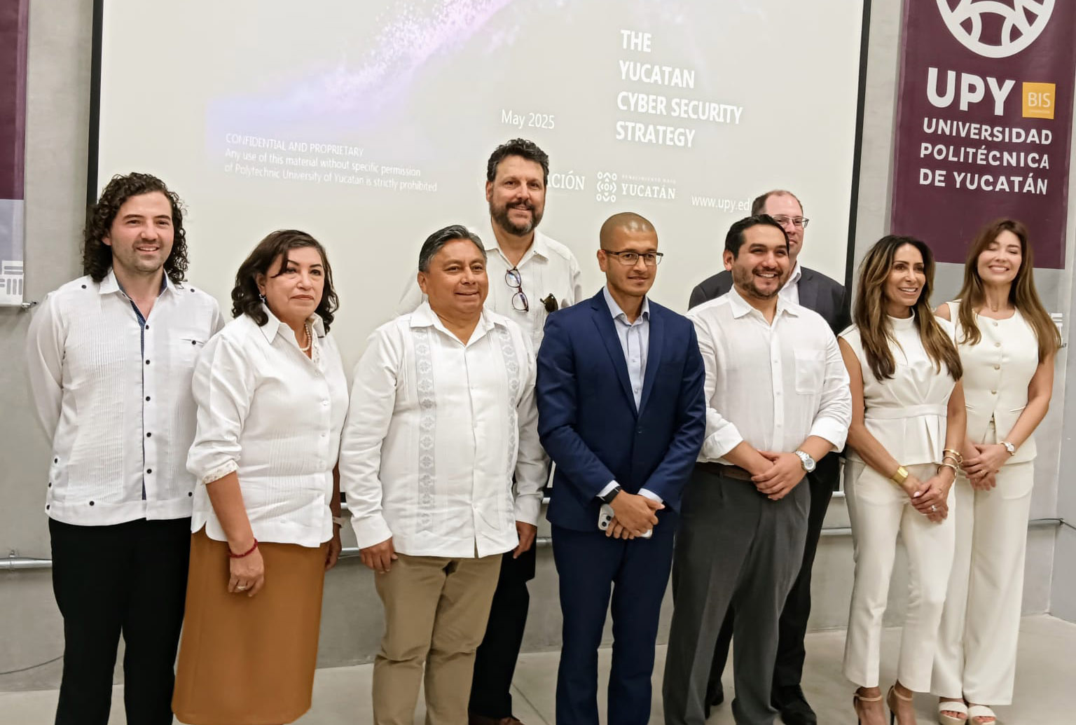 Upy UPY presenta su talento tecnológico a Das Nobel
